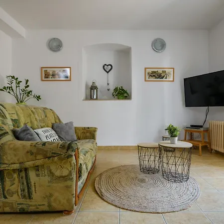 Appartement Aleksandra *